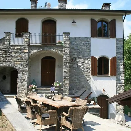 Casale Delle Farfalle 빌라 Tornolo