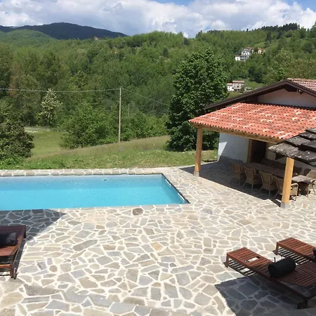 Villa Casale Delle Farfalle Tornolo