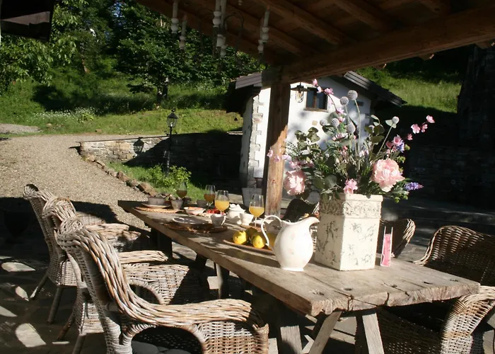 别墅 Casale Delle Farfalle Tornolo