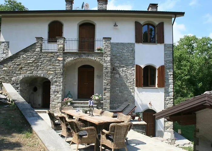 Casale Delle Farfalle Villa Tornolo