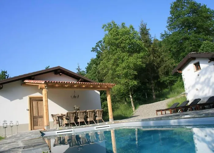 Villa Casale Delle Farfalle Tornolo